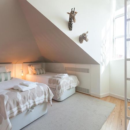 Flh Bairro Alto Design Flat Apartment Lisbon Bagian luar foto