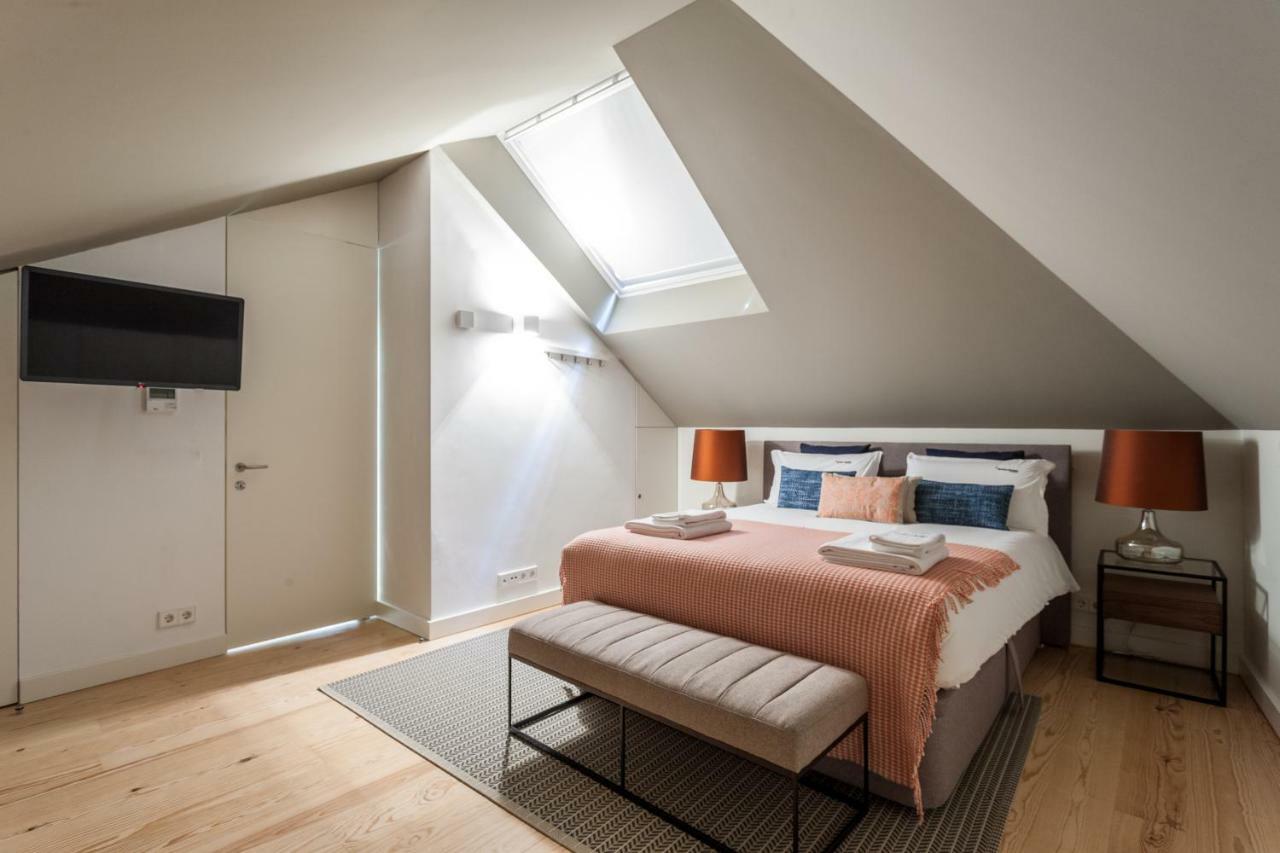 Flh Bairro Alto Design Flat Apartment Lisbon Bagian luar foto